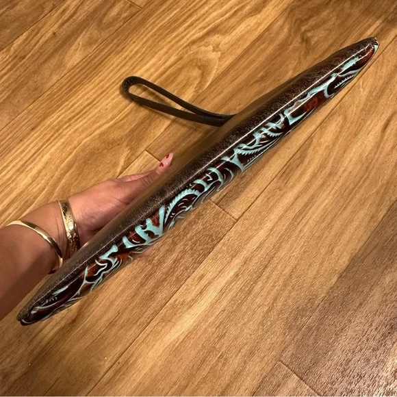 PATRICIA NASH Cassini 100% LEATHER Wristlet in Tooled Turquoise / Brown P349133 - Picture 5 of 8